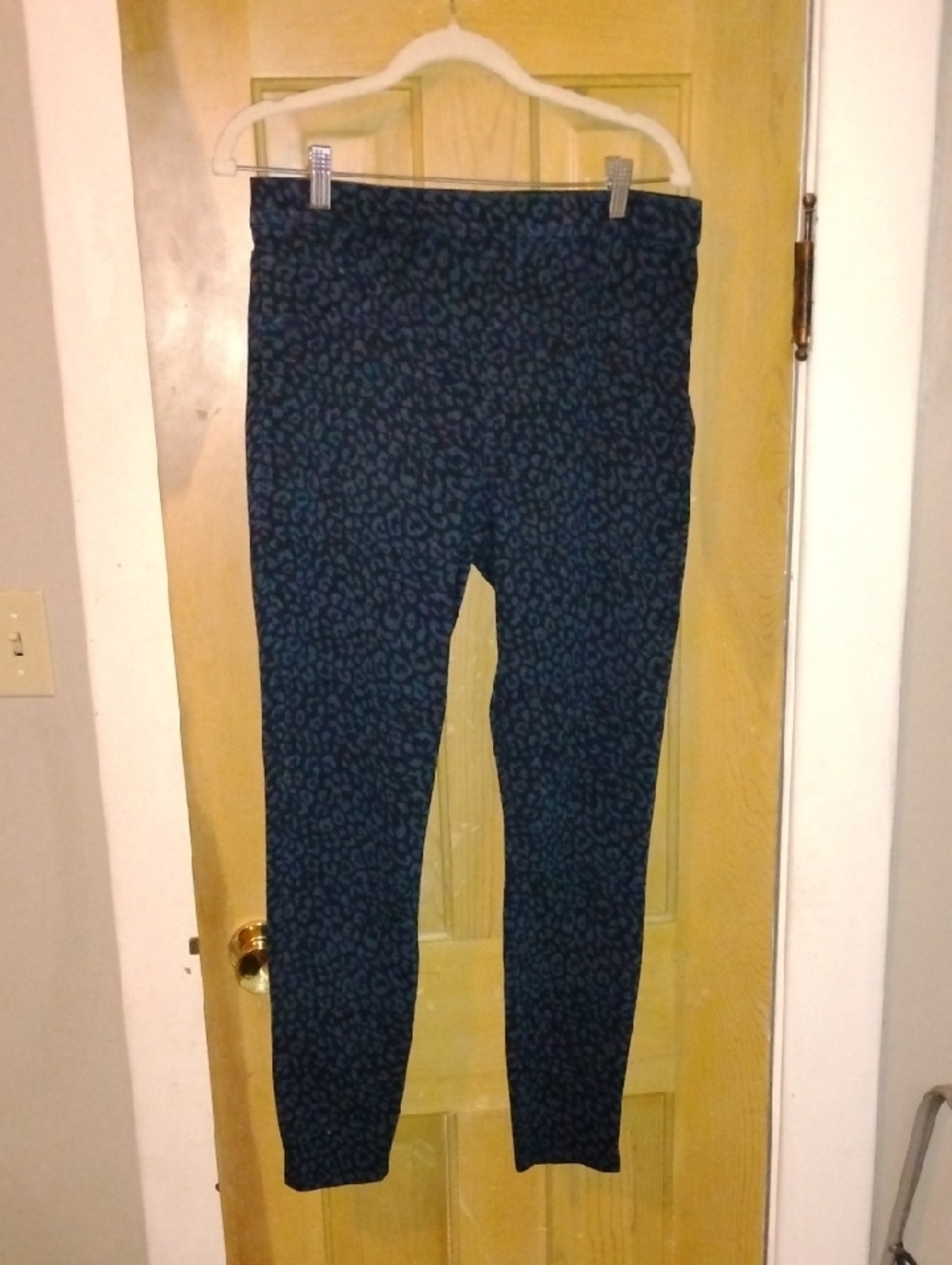 Spanx Blue Leopard Print Jeggings, L